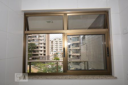 Apartamento à venda com 70m², 2 quartos e 1 vagaCozinha e Área de Serviço