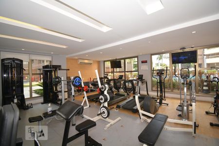 Apartamento à venda com 70m², 2 quartos e 1 vagaÁrea comum - Academia