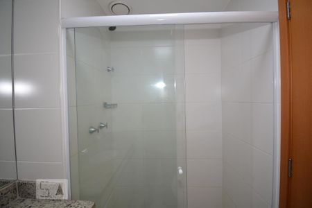 Apartamento à venda com 70m², 2 quartos e 1 vagaBanheiro Social