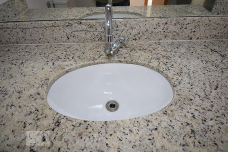 Apartamento à venda com 70m², 2 quartos e 1 vagaBanheiro Social
