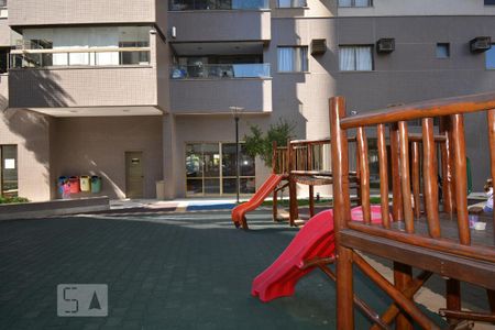Apartamento à venda com 70m², 2 quartos e 1 vagaÁrea Comum - Playground