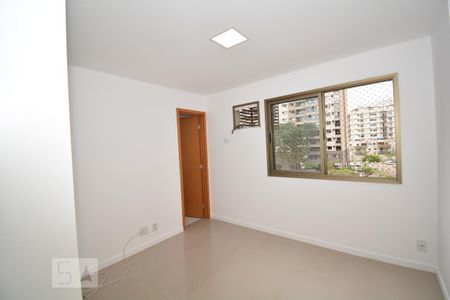 Apartamento à venda com 70m², 2 quartos e 1 vagaSuíte