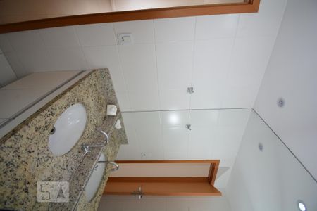 Apartamento à venda com 70m², 2 quartos e 1 vagaBanheiro da Suíte