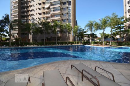 Apartamento à venda com 70m², 2 quartos e 1 vagaÁrea comum - Piscina