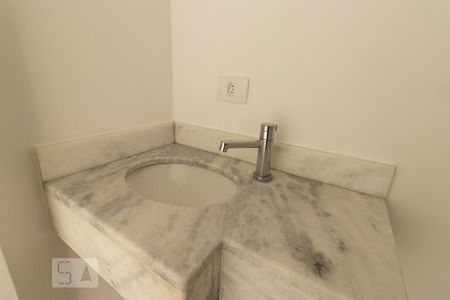 Apartamento para alugar com 100m², 3 quartos e 2 vagasBanheiro