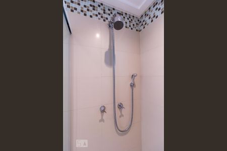 Apartamento à venda com 71m², 2 quartos e 1 vaga Apartamento à venda com 71m², 2 quartos e 1 vagaDetalhe Chuveiro