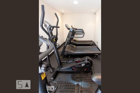 Apartamento à venda com 71m², 2 quartos e 1 vaga Apartamento à venda com 71m², 2 quartos e 1 vagaAcademia