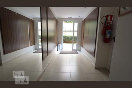 Apartamento à venda com 71m², 2 quartos e 1 vaga Apartamento à venda com 71m², 2 quartos e 1 vagaHall de Entrada