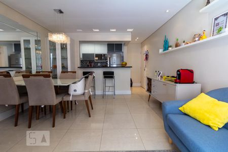 Apartamento à venda com 71m², 2 quartos e 1 vaga Apartamento à venda com 71m², 2 quartos e 1 vagaSala