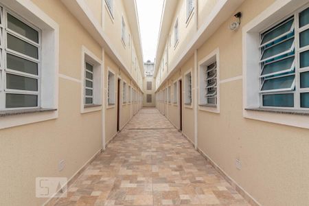 Casa de condomínio para alugar com 50m², 2 quartos e 1 vaga Casa de condomínio para alugar com 50m², 2 quartos e 1 vagaCorredor Externo