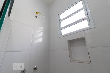 Casa de condomínio para alugar com 50m², 2 quartos e 1 vaga Casa de condomínio para alugar com 50m², 2 quartos e 1 vagaBanheiro