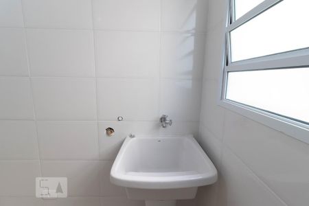Área de Serviço - Tanque de casa de condomínio para alugar com 2 quartos, 50m² em Vila Isolina Mazzei, São Paulo