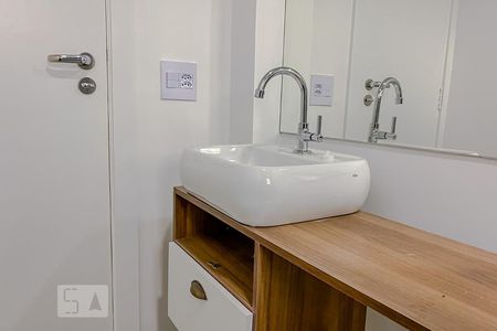 Apartamento à venda com 35m², 1 quarto e 1 vagaDetalhe Banheiro