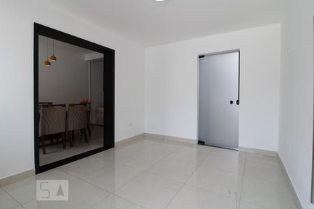 Casa à venda com 190m², 3 quartos e 2 vagasSala1