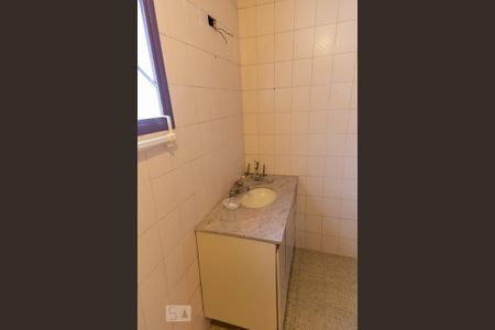 Casa à venda com 210m², 3 quartos e 2 vagas Casa à venda com 210m², 3 quartos e 2 vagasSuite