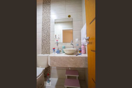 Casa à venda com 255m², 3 quartos e 2 vagasBanheiro Social