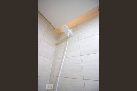 Casa à venda com 255m², 3 quartos e 2 vagasChuveiro