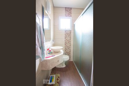 Casa à venda com 255m², 3 quartos e 2 vagasBanheiro da Suíte 1