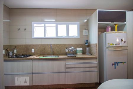 Casa à venda com 255m², 3 quartos e 2 vagasCozinha - Armários