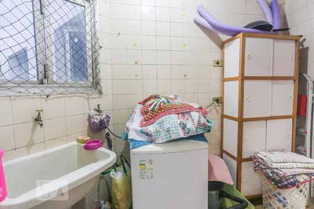 Apartamento à venda com 74m², 2 quartos e 1 vagaArea de Serviço
