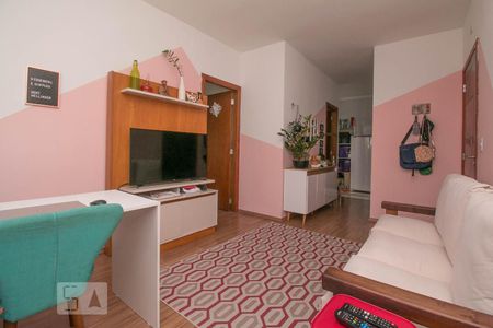 Sala de casa de condomínio para alugar com 2 quartos, 42m² em Penha de França, São Paulo