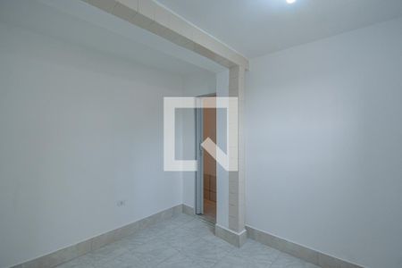 Quarto 2 de casa para alugar com 2 quartos, 100m² em Vila do Castelo, São Paulo