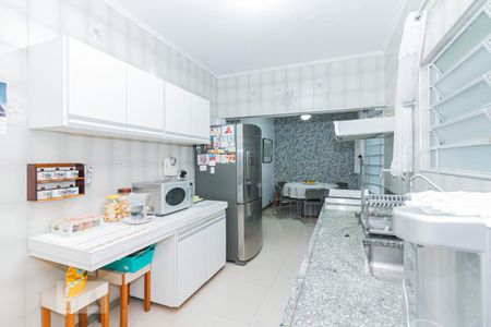 Casa à venda com 430m², 3 quartos e 6 vagasCOZINHA 