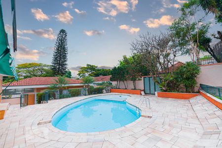 Casa à venda com 430m², 3 quartos e 6 vagasPISCINA