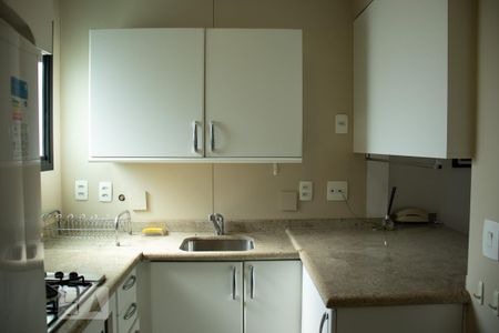 Apartamento para alugar com 110m², 2 quartos e 2 vagas Apartamento para alugar com 110m², 2 quartos e 2 vagasCozinha
