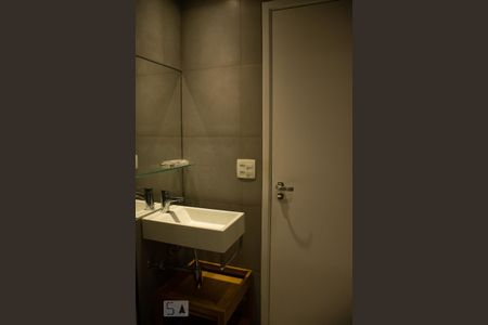 Apartamento para alugar com 110m², 2 quartos e 2 vagas Apartamento para alugar com 110m², 2 quartos e 2 vagasBanheiro
