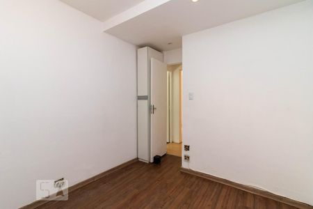 Quarto 1 de apartamento para alugar com 2 quartos, 60m² em Jardim Parque Morumbi, São Paulo