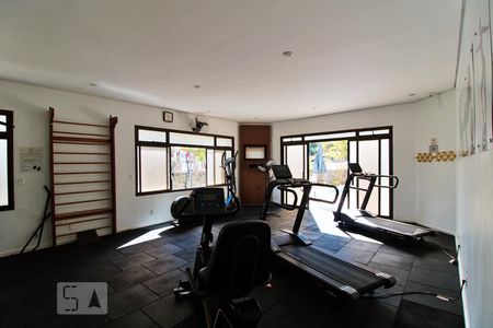 Apartamento para alugar com 135m², 3 quartos e 2 vagasÁrea comum - Academia