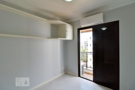 Apartamento para alugar com 135m², 3 quartos e 2 vagasSuíte 2