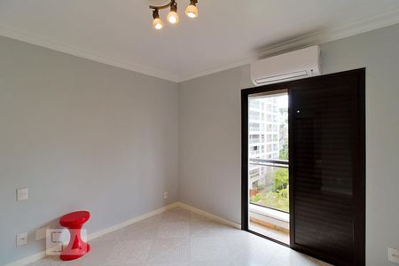 Apartamento para alugar com 135m², 3 quartos e 2 vagasSuíte 1