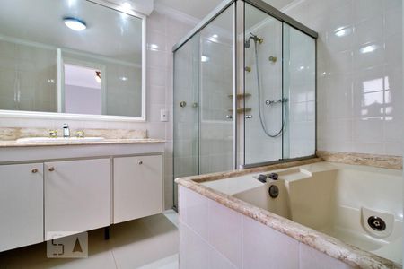 Apartamento para alugar com 135m², 3 quartos e 2 vagasBanheiro da Suíte 1