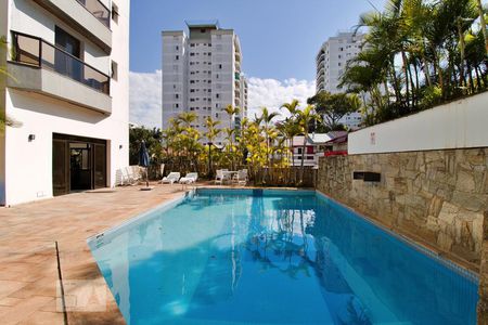 Apartamento para alugar com 135m², 3 quartos e 2 vagasÁrea comum - Piscina