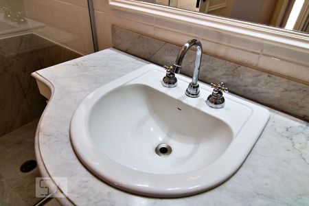 Apartamento para alugar com 135m², 3 quartos e 2 vagasBanheiro da Suíte 2