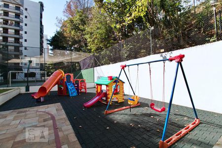 Apartamento para alugar com 135m², 3 quartos e 2 vagasÁrea Comum - Playground