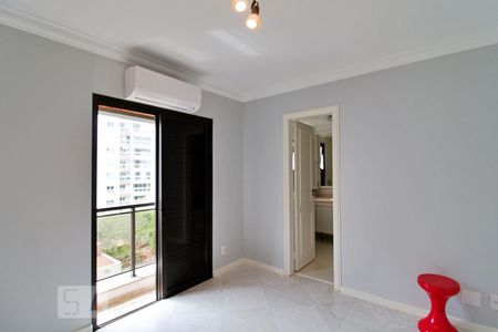 Apartamento para alugar com 135m², 3 quartos e 2 vagasSuíte 1