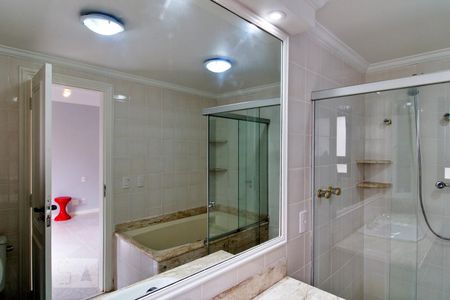 Apartamento para alugar com 135m², 3 quartos e 2 vagasBanheiro da Suíte 1