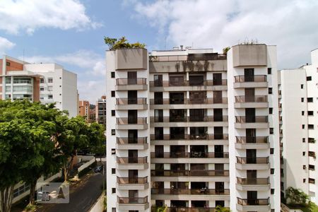 Apartamento para alugar com 135m², 3 quartos e 2 vagasVista da Suíte 2