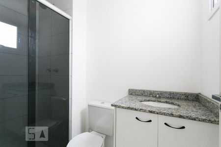 Banheiro de kitnet/studio para alugar com 1 quarto, 35m² em Brás, São Paulo