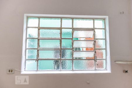 Apartamento à venda com 85m², 2 quartos e sem vagaJanela