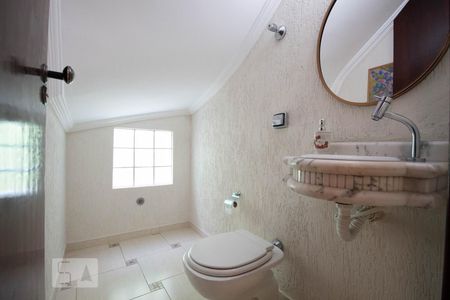 Lavabo de casa para alugar com 3 quartos, 160m² em Bela Vista, Osasco