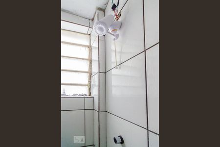 Banheiro - chuveiro de apartamento para alugar com 1 quarto, 51m² em Farroupilha, Porto Alegre