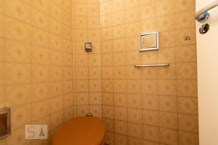 Casa à venda com 190m², 4 quartos e 2 vagas Casa à venda com 190m², 4 quartos e 2 vagasLavabo