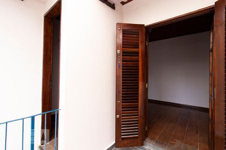 Casa à venda com 190m², 4 quartos e 2 vagas Casa à venda com 190m², 4 quartos e 2 vagasVaranda Quarto 4