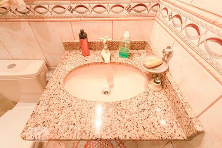 Banheiro da Suíte de casa à venda com 3 quartos, 366m² em Morro Santana, Porto Alegre