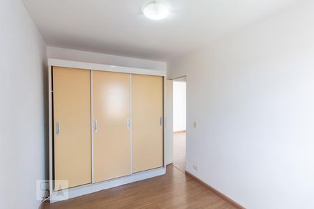 Quarto 1 de apartamento para alugar com 2 quartos, 57m² em Vila Robertina, São Paulo