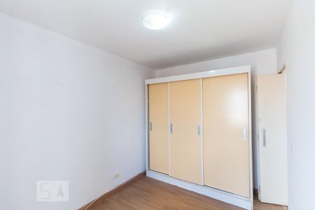 Quarto 1 de apartamento para alugar com 2 quartos, 57m² em Vila Robertina, São Paulo